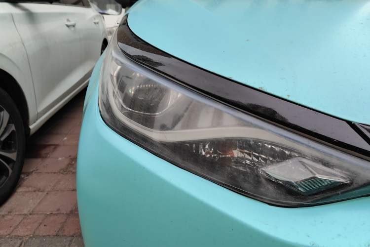 Used Toyota Levin 2016 Dual-Engine 1.8H GS E-CVT Elite Model with Sunroof Right Front Headlight
