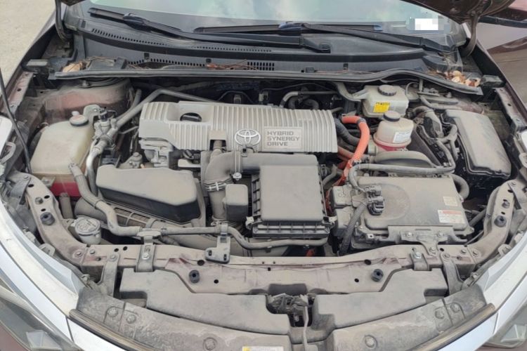 Used Toyota Levin 2016 Dual-Engine 1.8H GS E-CVT Elite Model with Sunroof Engine Bay