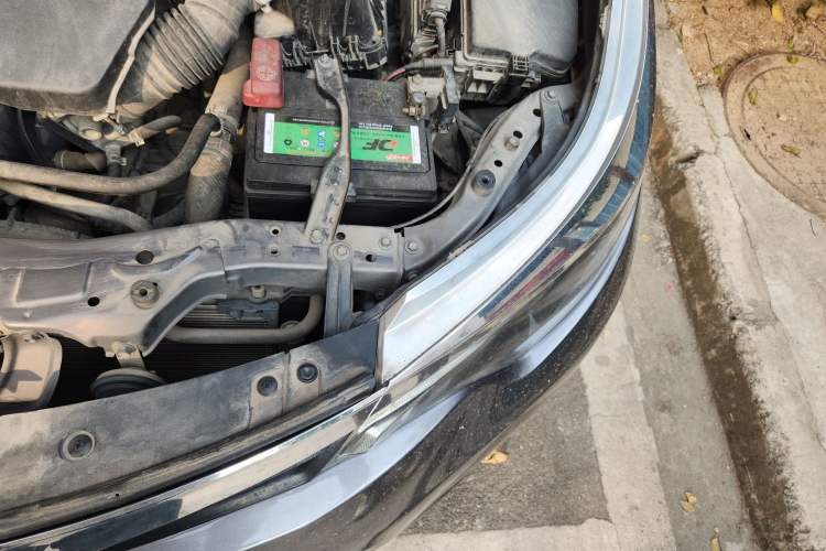 Used Toyota Levin 2016 1.6G CVT Elite Edition Engine Bay Left