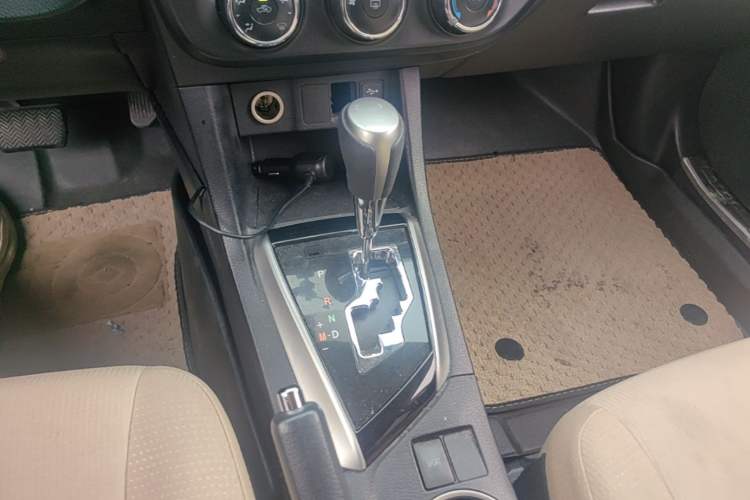Used Toyota Levin 2016 1.6G CVT Elite Edition Gear Lever