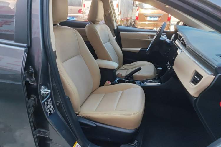 Used Toyota Levin 2016 1.6G CVT Elite Edition Right Front Seat