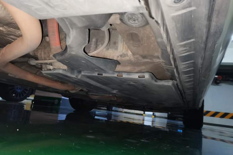 Used Toyota Levin 2016 Dual-Engine 1.8H GS E-CVT Elite Model with Sunroof Chassis Rear Right
