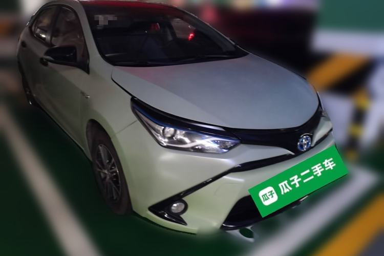 Used Toyota Levin 2016 Dual-Engine 1.8H GS E-CVT Elite Model with Sunroof Front Right 45 Deg