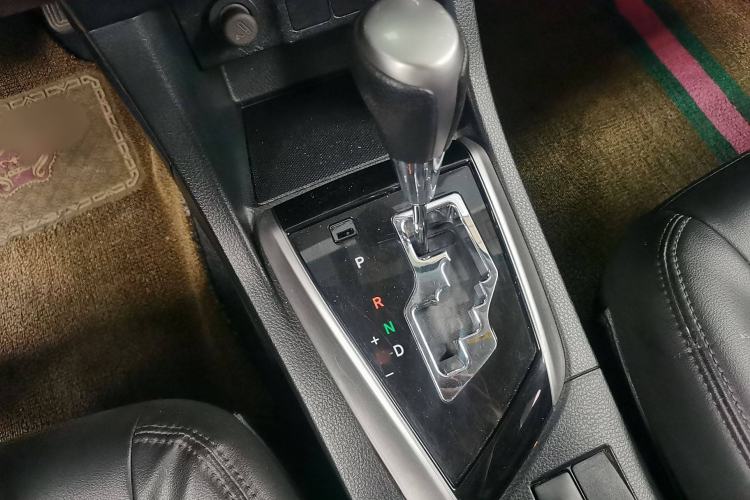 Used Toyota Levin 2016 1.6G CVT Elite Edition Interior 3