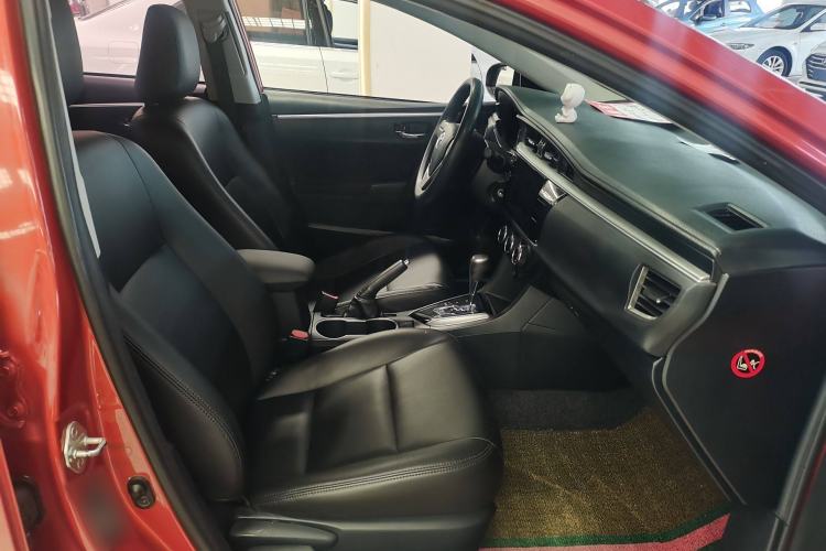 Used Toyota Levin 2016 1.6G CVT Elite Edition Interior 6
