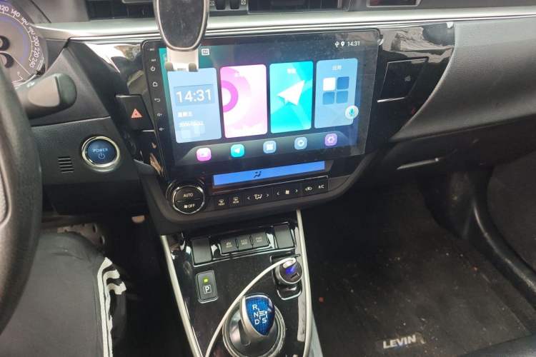 Used Toyota Levin 2016 Dual-Engine 1.8H GS E-CVT Elite Model with Sunroof Audio And AC Panel