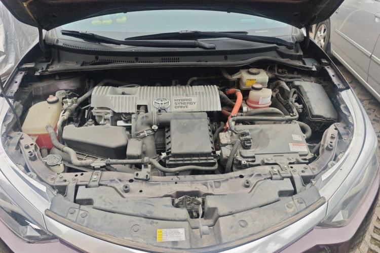 Used Toyota Levin 2016 Dual-Engine 1.8H GS E-CVT Elite Model with Sunroof Engine Bay