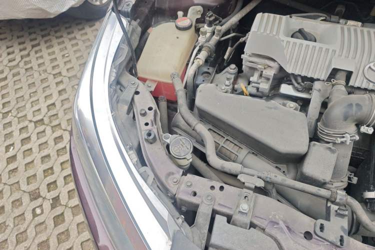 Used Toyota Levin 2016 Dual-Engine 1.8H GS E-CVT Elite Model with Sunroof Engine Bay Right