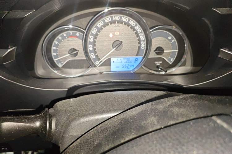Used Toyota Levin 2016 1.6G CVT Elite Edition Odometer Close Up