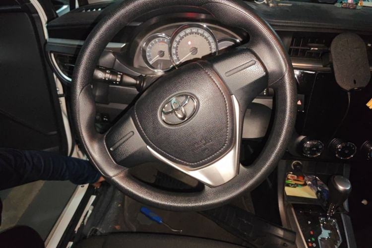 Used Toyota Levin 2016 1.6G CVT Elite Edition Steering Wheel