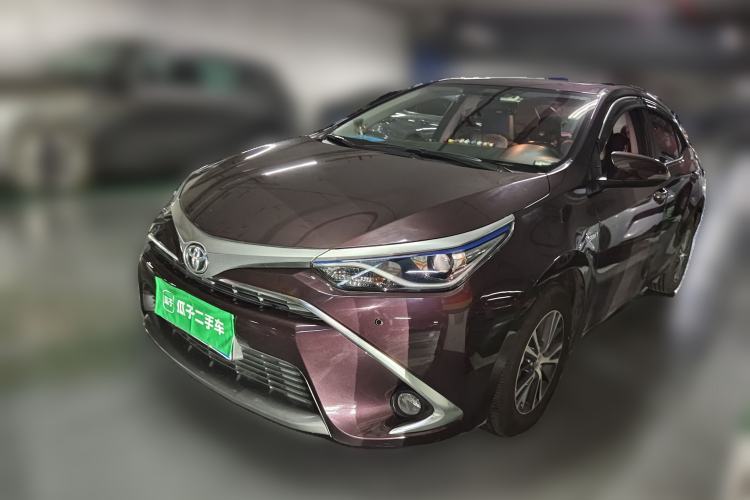 Used Toyota Levin 2016 Dual-Engine 1.8H GS E-CVT Elite Model with Sunroof Guazi used car, China used car export, Used car for sale, Used cars, Cheapest cars for sale