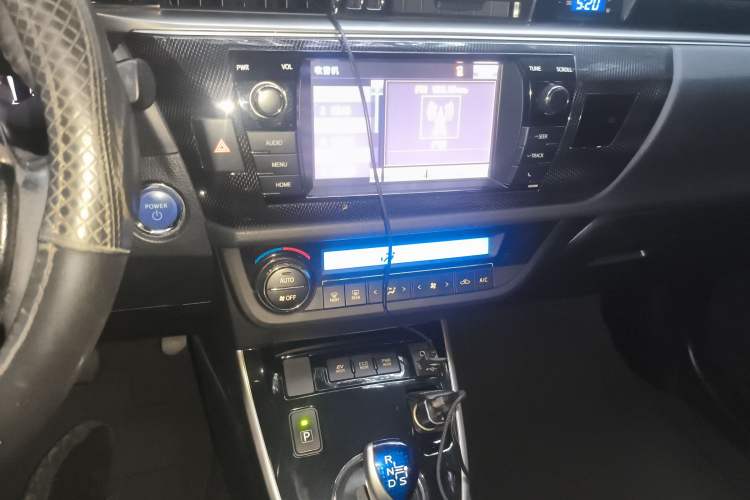 Used Toyota Levin 2016 Dual-Engine 1.8H GS-L E-CVT Leading Edition Audio And AC Panel