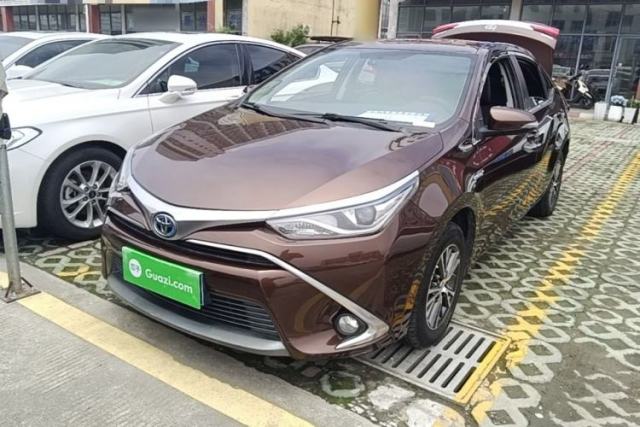 Used Toyota Levin 2016 Dual-Engine 1.8H GS E-CVT Elite Model with Sunroof