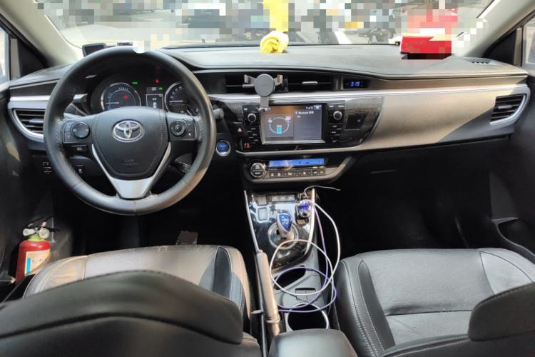 Used Toyota Levin 2016 Dual-Engine 1.8H GS-L E-CVT Leading Edition Center Console