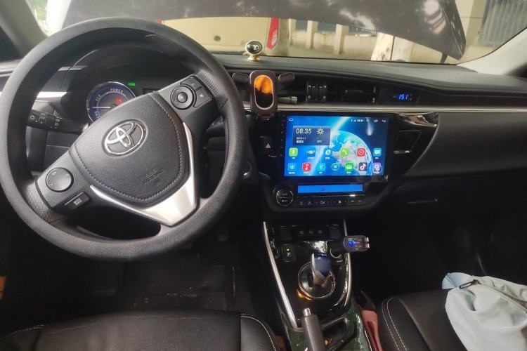Used Toyota Levin 2016 Dual-Engine 1.8H GS E-CVT Elite Model with Sunroof Center Console