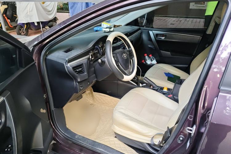 Used Toyota Levin 2016 Dual-Engine 1.8H GS E-CVT Elite Model with Sunroof Driver Seat