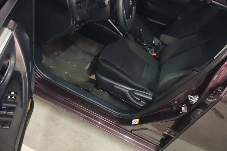 Used Toyota Levin 2016 Dual-Engine 1.8H GS E-CVT Elite Model with Sunroof Driver Seat