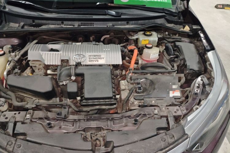 Used Toyota Levin 2016 Dual-Engine 1.8H GS E-CVT Elite Model with Sunroof Engine Bay Left