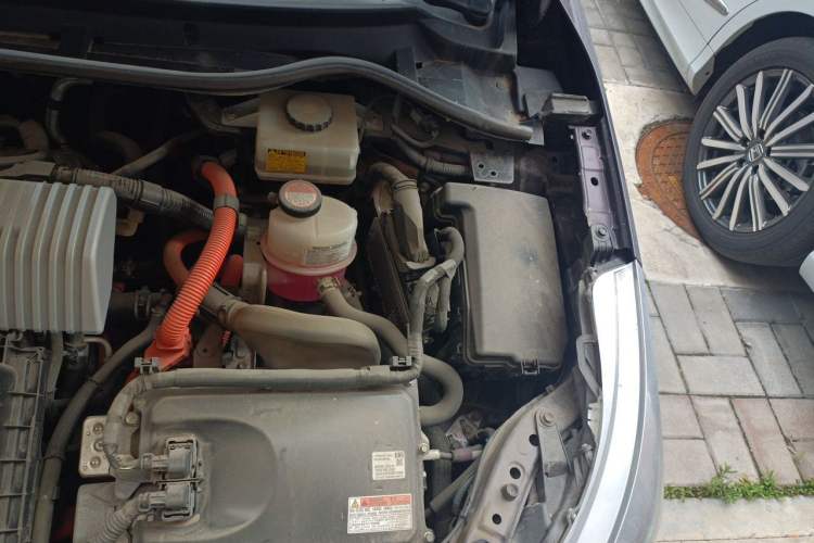 Used Toyota Levin 2016 Dual-Engine 1.8H GS-L E-CVT Leading Edition Engine Bay Left
