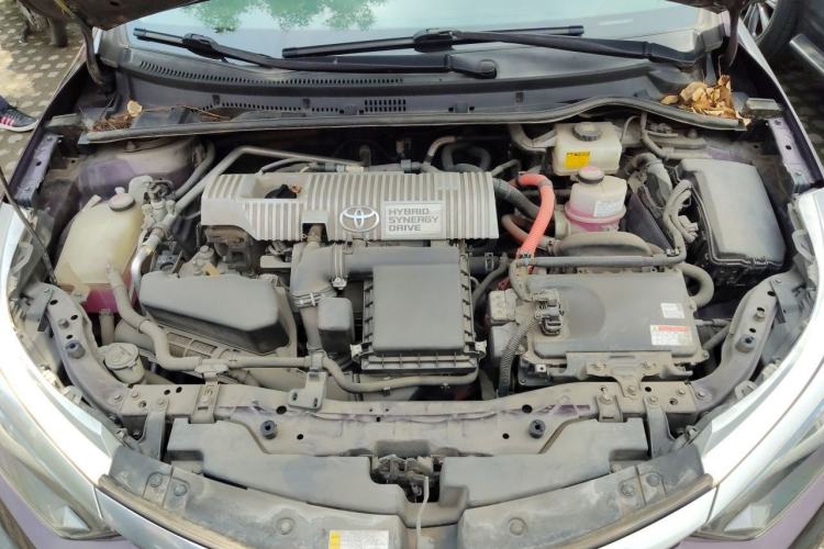 Used Toyota Levin 2016 Dual-Engine 1.8H GS E-CVT Elite Model with Sunroof Engine Bay
