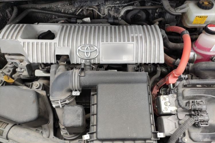 Used Toyota Levin 2016 Dual-Engine 1.8H GS E-CVT Elite Model with Sunroof Engine Bay