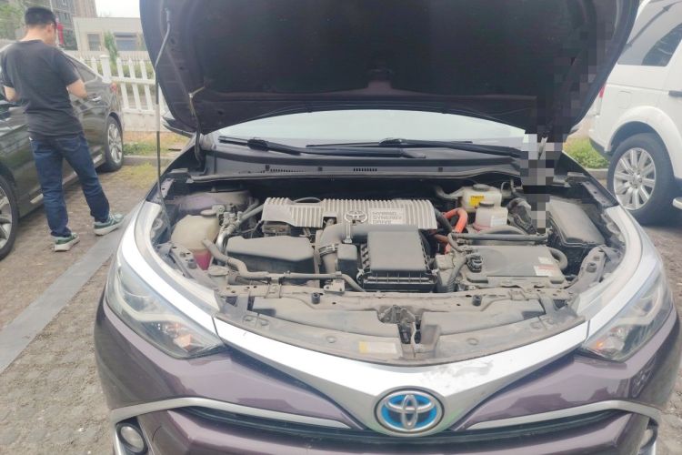 Used Toyota Levin 2016 Dual-Engine 1.8H GS E-CVT Elite Model with Sunroof Engine Bay Right