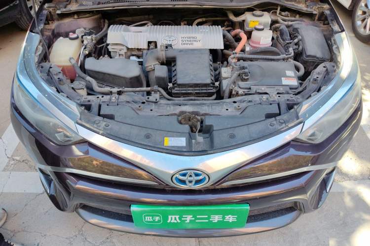 Used Toyota Levin 2016 Dual-Engine 1.8H GS E-CVT Elite Model with Sunroof Engine Bay