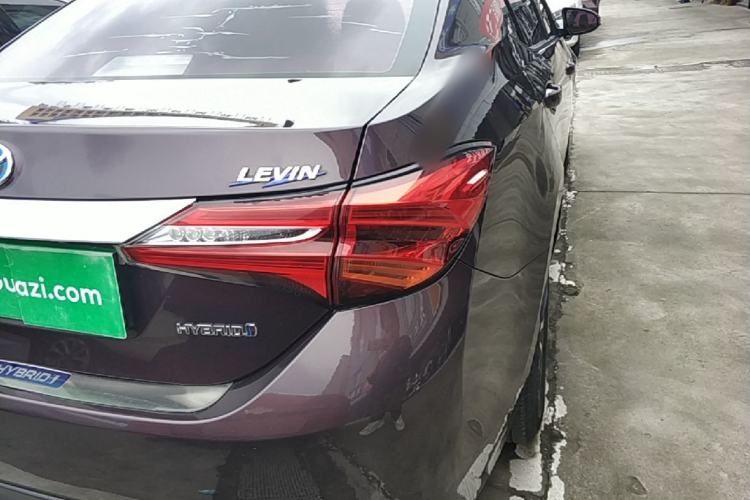 Used Toyota Levin 2016 Dual-Engine 1.8H GS E-CVT Elite Model with Sunroof Exterior 3