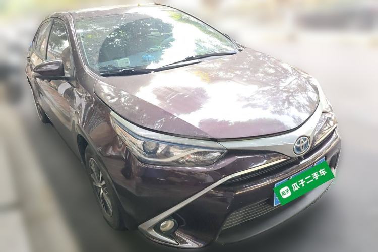 Used Toyota Levin 2016 Dual-Engine 1.8H GS E-CVT Elite Model with Sunroof Front Right 45 Deg