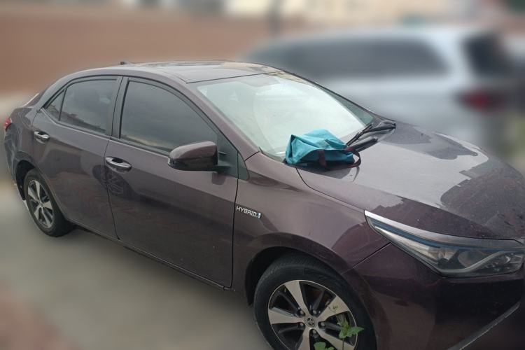 Used Toyota Levin 2016 Dual-Engine 1.8H GS-L E-CVT Leading Edition Front Right 45 Deg