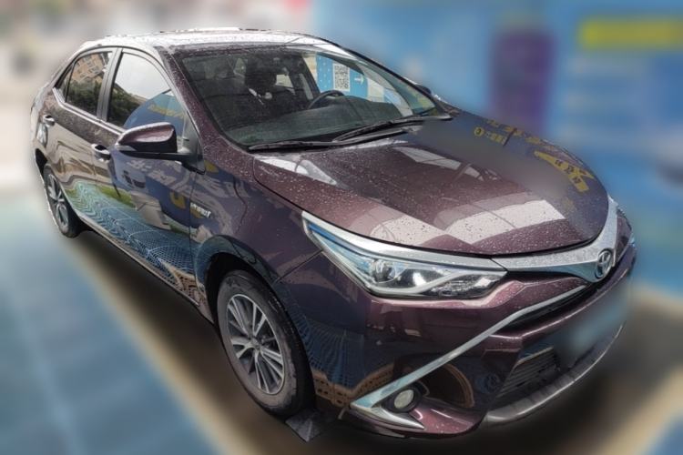 Used Toyota Levin 2016 Dual-Engine 1.8H GS E-CVT Elite Model with Sunroof Front Right 45 Deg