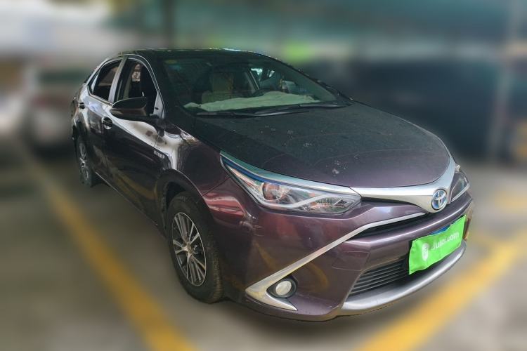 Used Toyota Levin 2016 Dual-Engine 1.8H GS E-CVT Elite Model with Sunroof Front Right 45 Deg