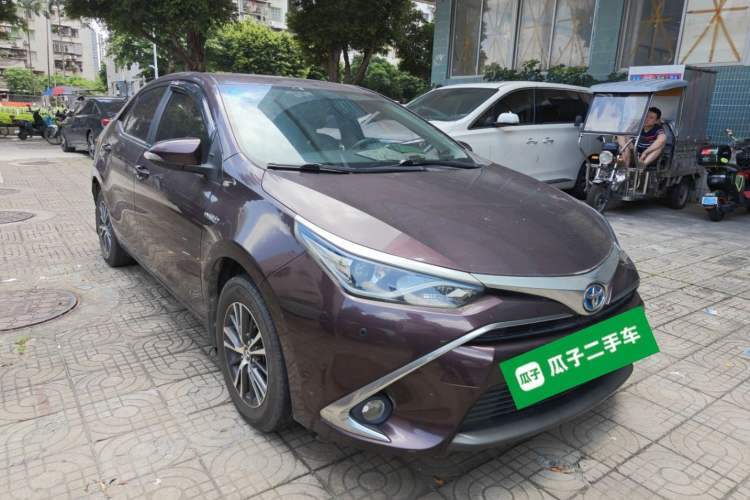 Used Toyota Levin 2016 Dual-Engine 1.8H GS E-CVT Elite Model with Sunroof Front Right 45 Deg
