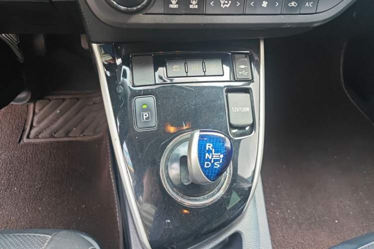 Used Toyota Levin 2016 Dual-Engine 1.8H GS-L E-CVT Leading Edition Gear Lever