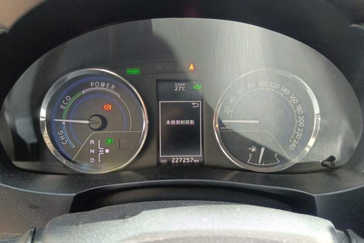 Used Toyota Levin 2016 Dual-Engine 1.8H GS E-CVT Elite Model with Sunroof Instrument Cluster