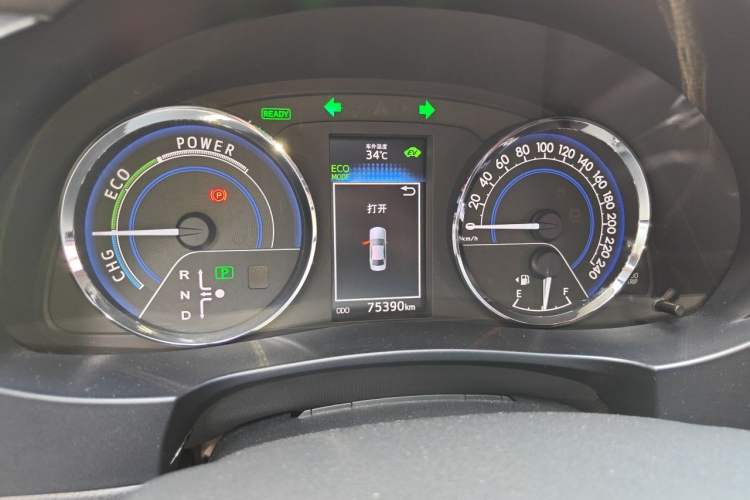 Used Toyota Levin 2016 Dual-Engine 1.8H GS E-CVT Elite Model with Sunroof Instrument Cluster