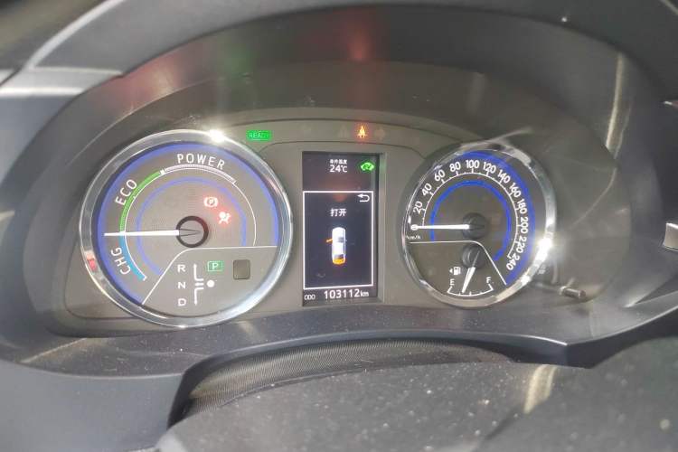 Used Toyota Levin 2016 Dual-Engine 1.8H GS E-CVT Elite Model with Sunroof Instrument Cluster
