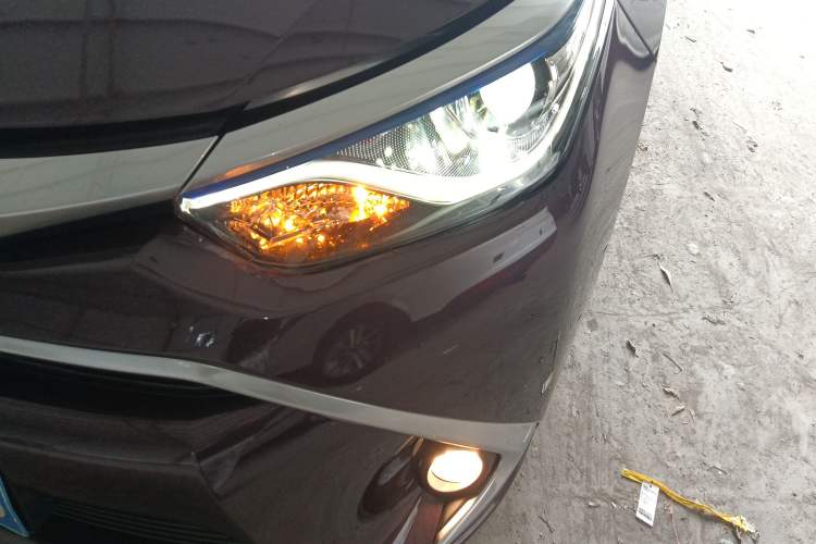 Used Toyota Levin 2016 Dual-Engine 1.8H V E-CVT Luxury Edition Left Front Headlight