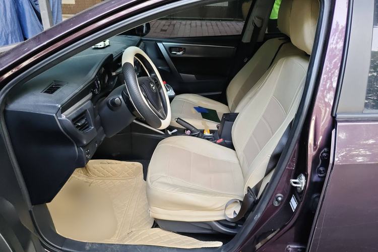 Used Toyota Levin 2016 Dual-Engine 1.8H GS E-CVT Elite Model with Sunroof Left Front Seat
