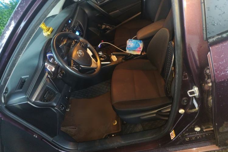 Used Toyota Levin 2016 Dual-Engine 1.8H GS E-CVT Elite Model with Sunroof Left Front Seat
