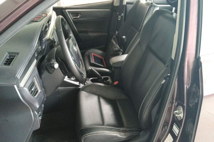 Used Toyota Levin 2016 Dual-Engine 1.8H V E-CVT Luxury Edition Left Front Seat