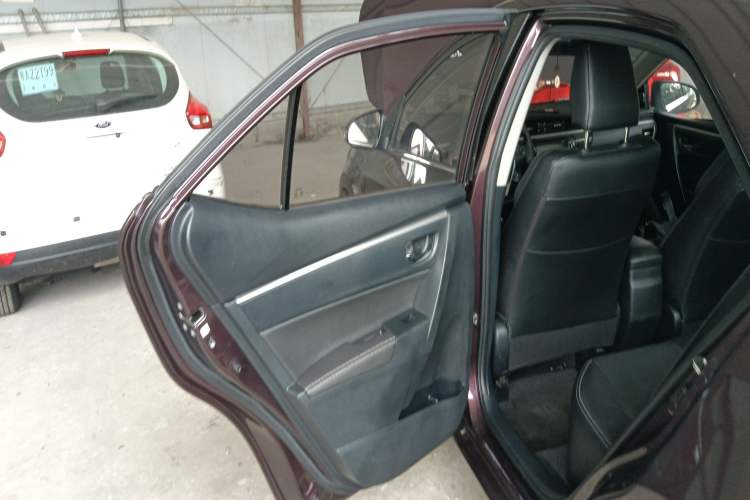 Used Toyota Levin 2016 Dual-Engine 1.8H V E-CVT Luxury Edition Left Rear Door Interior
