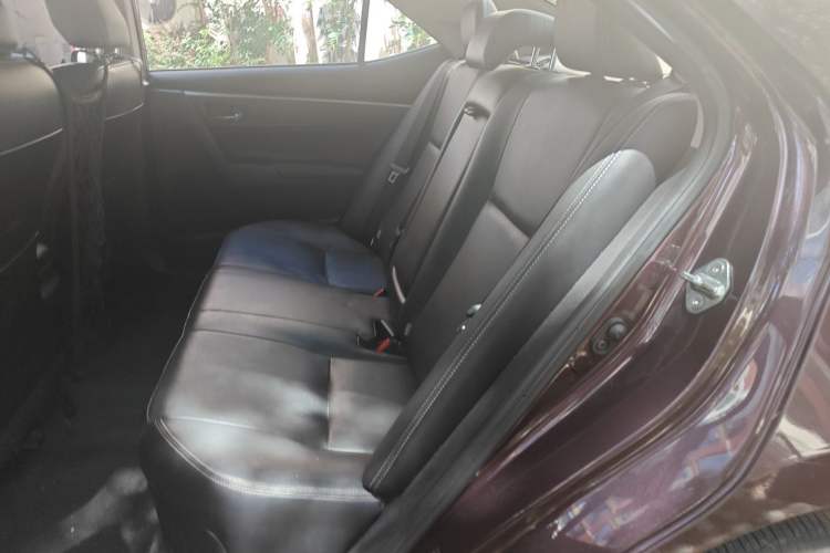 Used Toyota Levin 2016 Dual-Engine 1.8H V E-CVT Luxury Edition Left Rear Seat