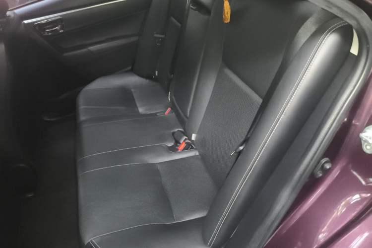 Used Toyota Levin 2016 Dual-Engine 1.8H GS-L E-CVT Leading Edition Left Rear Seat
