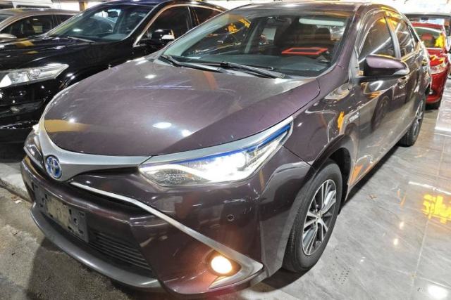 Ojetý Toyota Levin 2016 Dual-Engine 1.8H GS E-CVT Elite Model with Sunroof