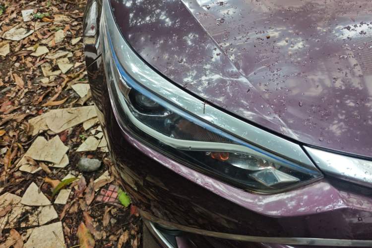 Used Toyota Levin 2016 Dual-Engine 1.8H GS E-CVT Elite Model with Sunroof Right Front Headlight
