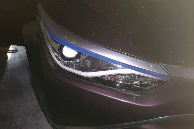 Used Toyota Levin 2016 Dual-Engine 1.8H GS E-CVT Elite Model with Sunroof Right Front Headlight