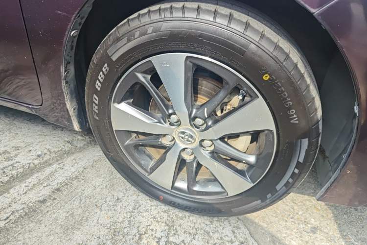 Used Toyota Levin 2016 Dual-Engine 1.8H GS-L E-CVT Leading Edition Right Front Wheel Hub