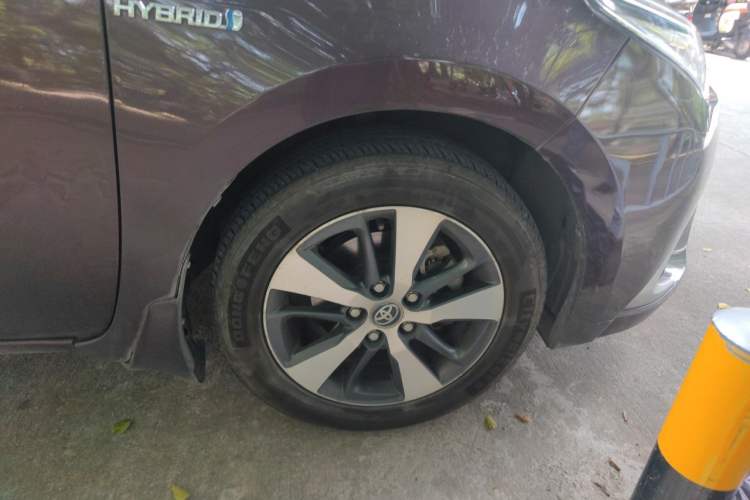 Used Toyota Levin 2016 Dual-Engine 1.8H V E-CVT Luxury Edition Right Front Wheel Hub