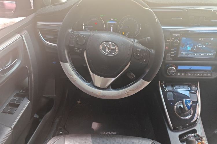 Used Toyota Levin 2016 Dual-Engine 1.8H V E-CVT Luxury Edition Steering Wheel
